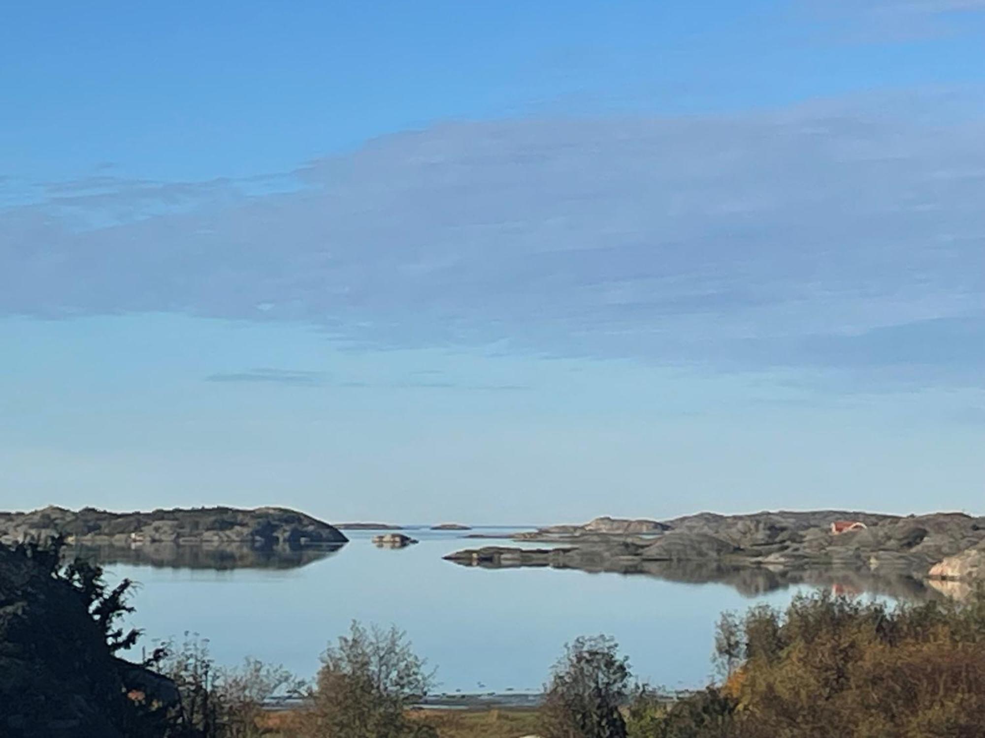 Saby Stuga I Naturskoent Omrade Pa Vaestra Tjoern מראה חיצוני תמונה